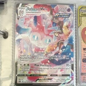 Sylveon VMAX Pokémon TCG Card - Pink & White Holo